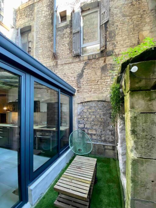 Sublime Appartement Typique Hypercentre Caen Exterior photo