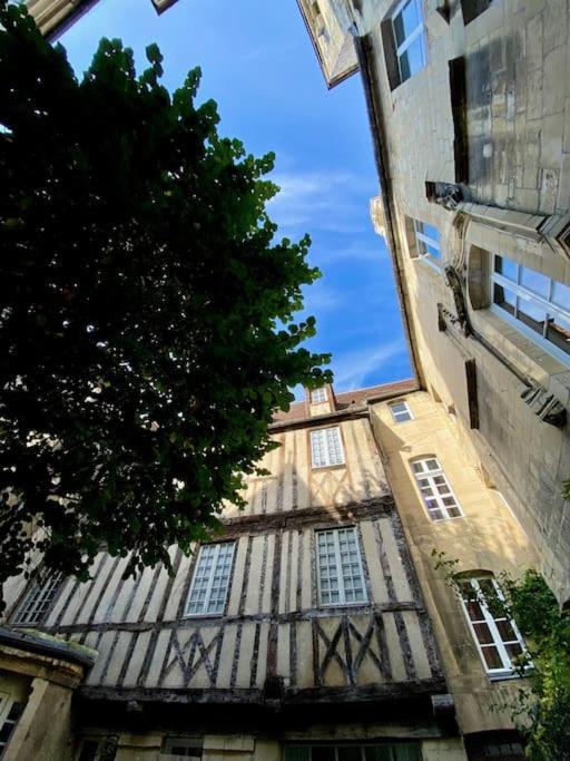 Sublime Appartement Typique Hypercentre Caen Exterior photo